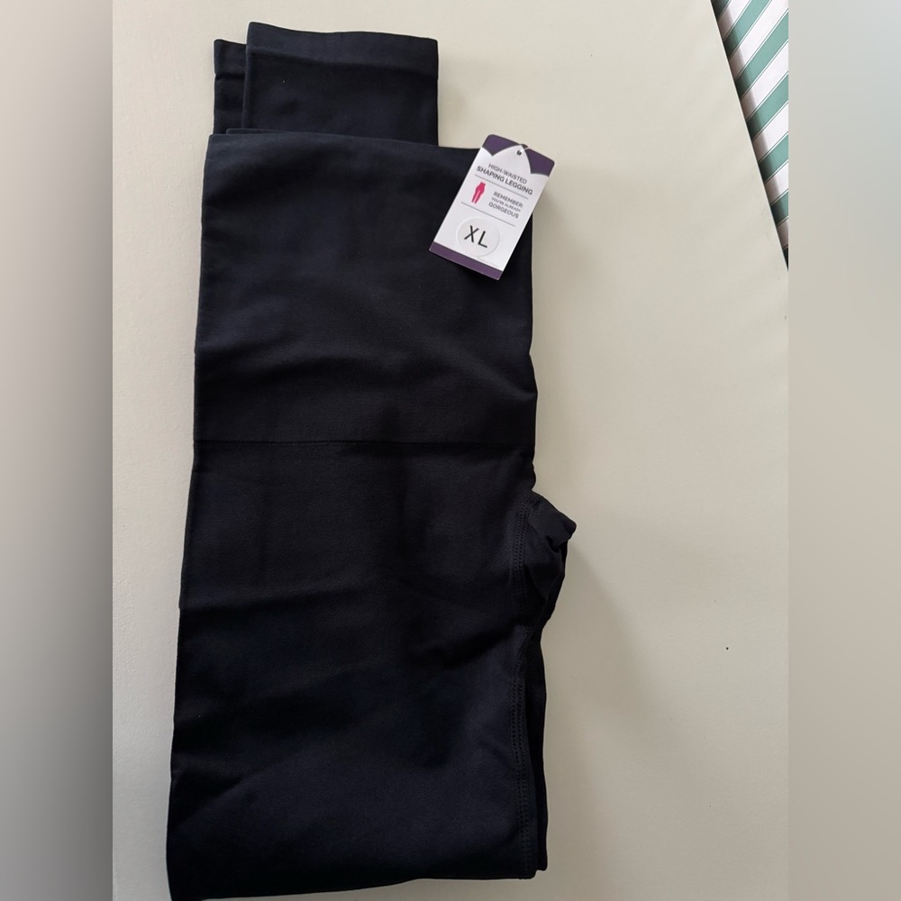 Black leggings